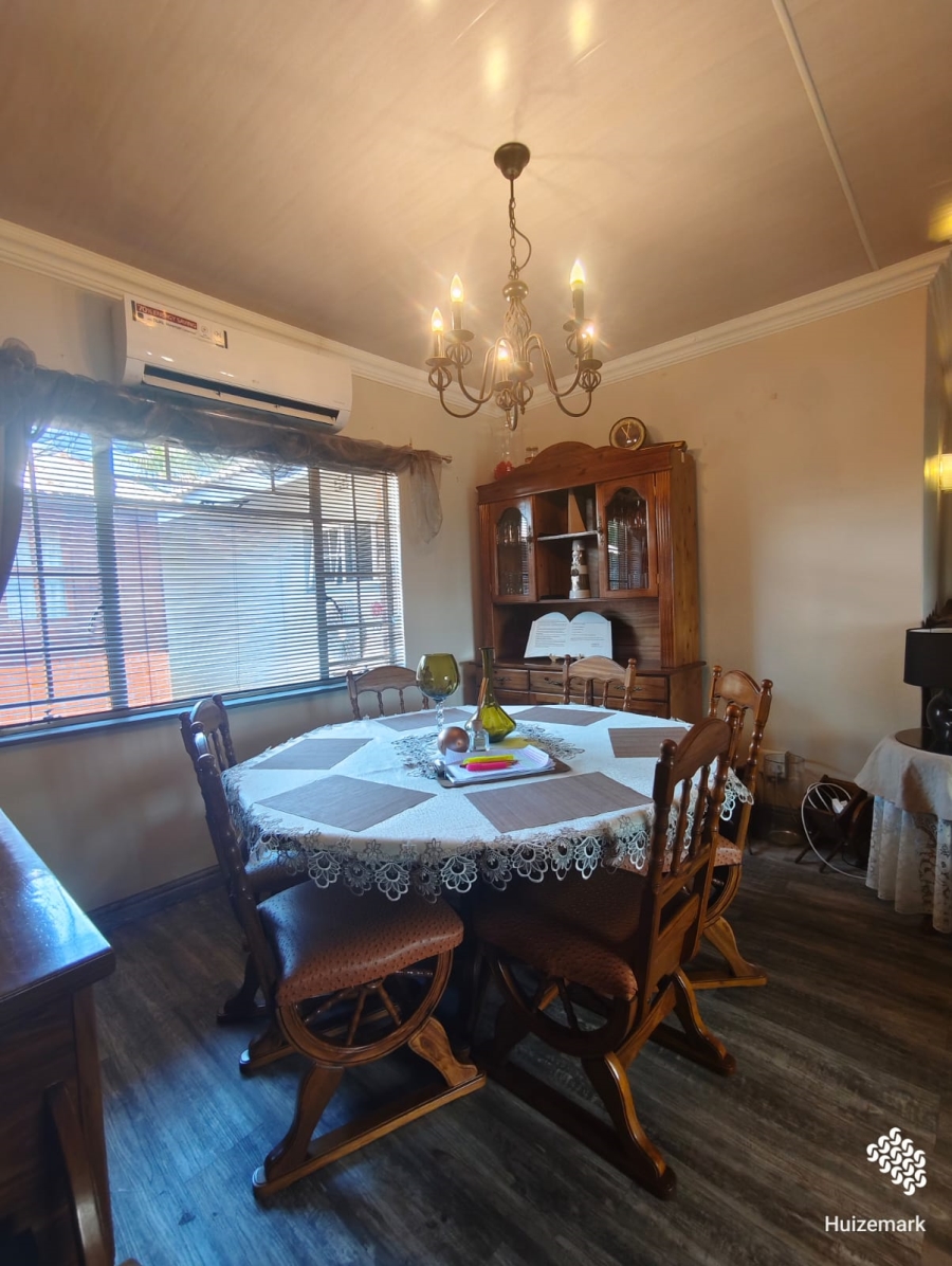 4 Bedroom Property for Sale in Roodia Free State